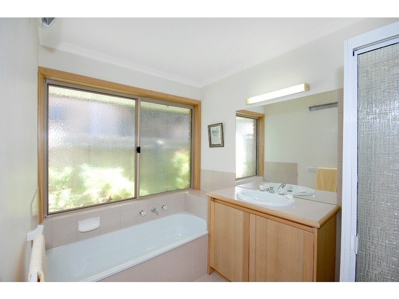 23 Edgewater Drive, Clifton Springs VIC 3222