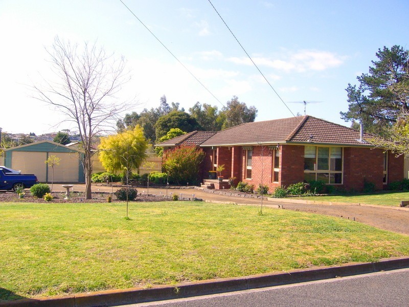 37-39 Carawatha Avenue, Clifton Springs VIC 3222