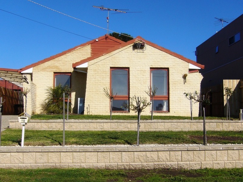 10 Goondiwindi Avenue, Clifton Springs VIC 3222