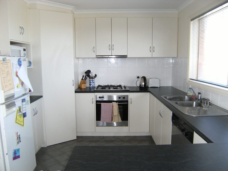 1/42 Donvale Drive, Leopold VIC 3224