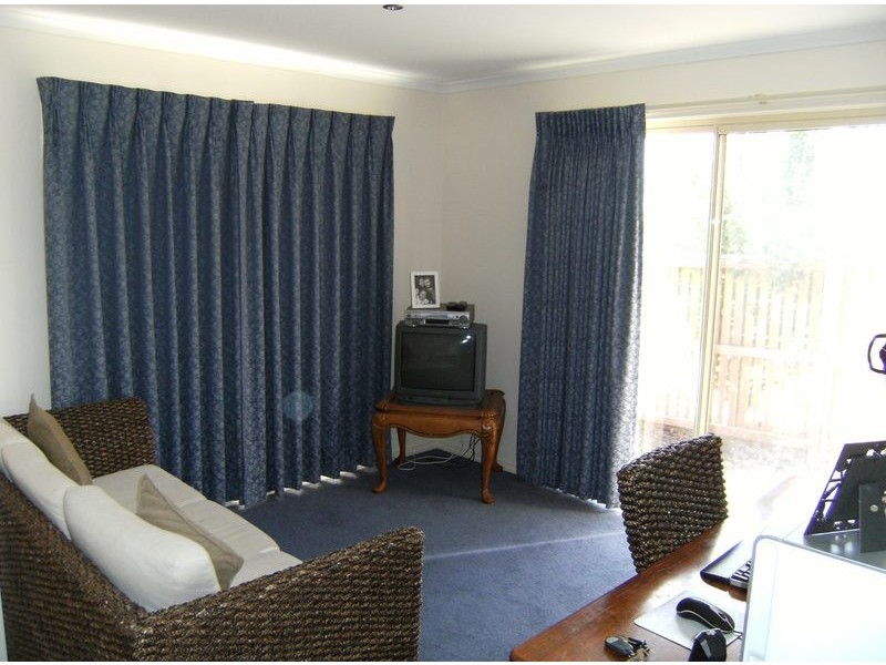 1/42 Donvale Drive, Leopold VIC 3224