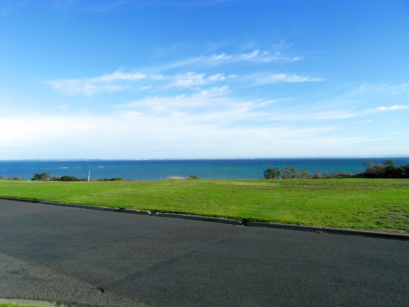 16 Edgewater Drive, Clifton Springs VIC 3222