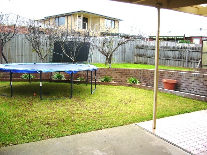 54 Kensington Road, Leopold VIC 3224