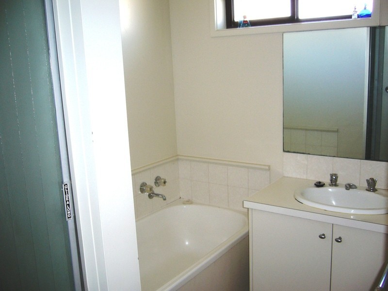 8 Barrands Lane, Clifton Springs VIC 3222