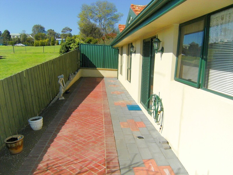 2/67 Dandarriga Drive, Clifton Springs VIC 3222