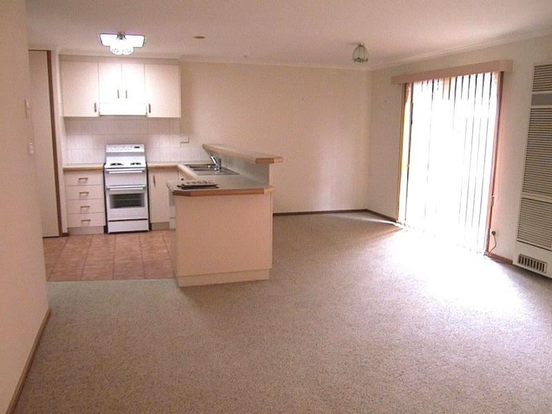 2/13 Diana Court, Drysdale VIC 3222