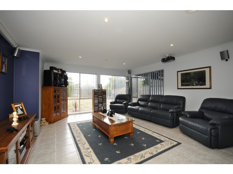 18 Carapooka Avenue, Clifton Springs VIC 3222
