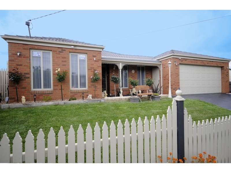 18 Carapooka Avenue, Clifton Springs VIC 3222