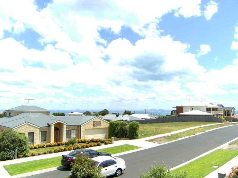 5 Ernstine Way, Drysdale VIC 3222