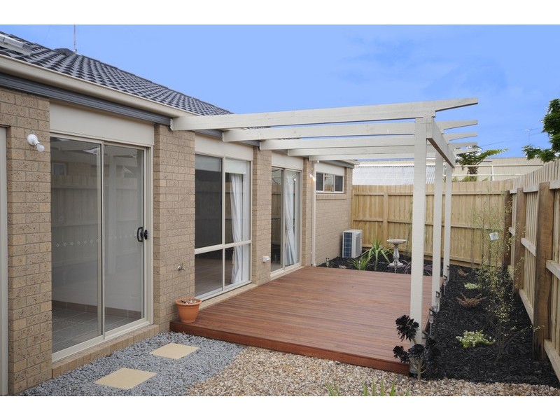 1/9 Kimberley Avenue, Drysdale VIC 3222