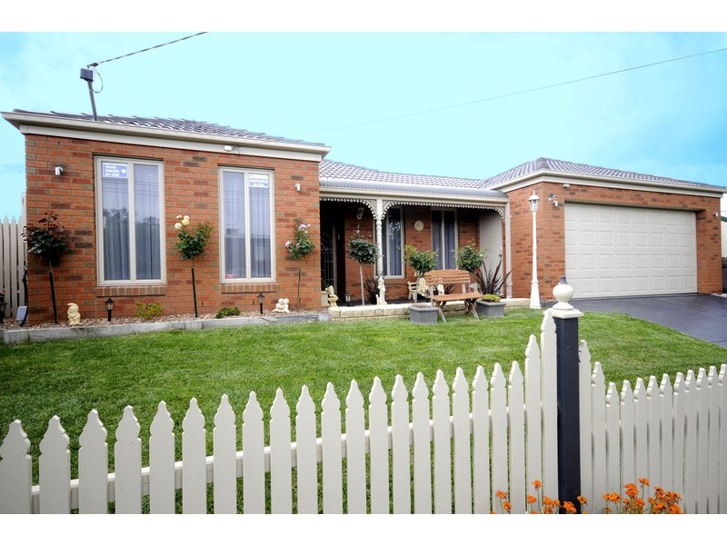 18 Carapooka Avenue, Clifton Springs VIC 3222