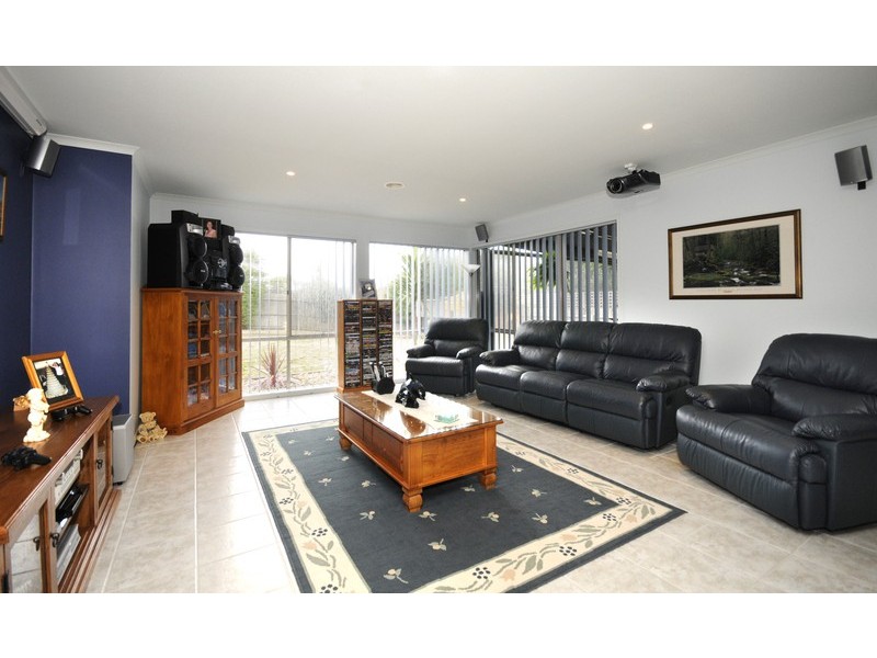 18 Carapooka Avenue, Clifton Springs VIC 3222