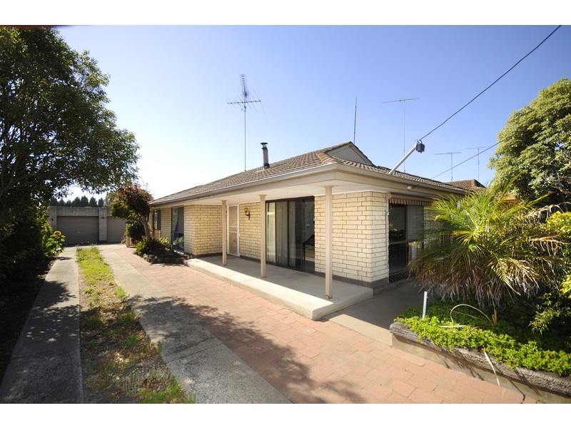 5 Waulu Avenue, Clifton Springs VIC 3222