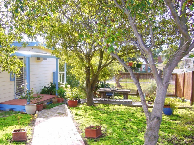 2 Bullimah Avenue, Clifton Springs VIC 3222