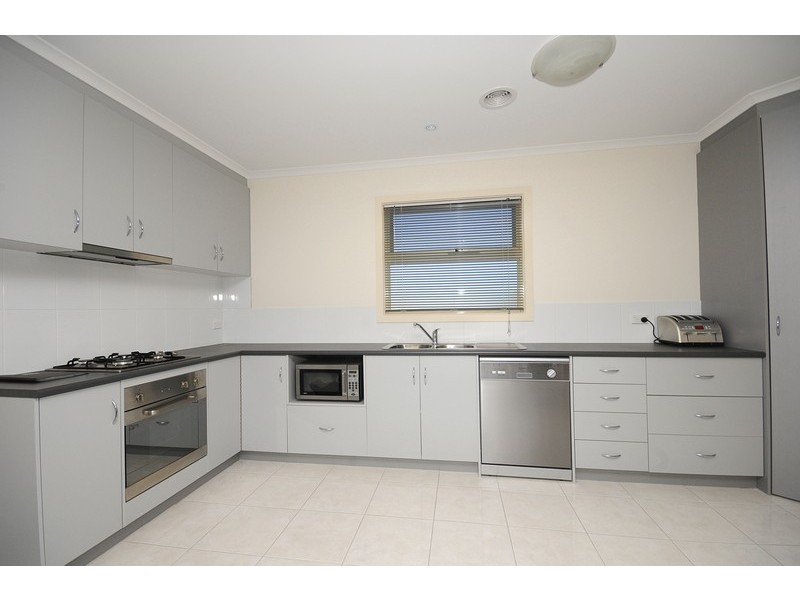 2/38 Maraboora Avenue, Clifton Springs VIC 3222