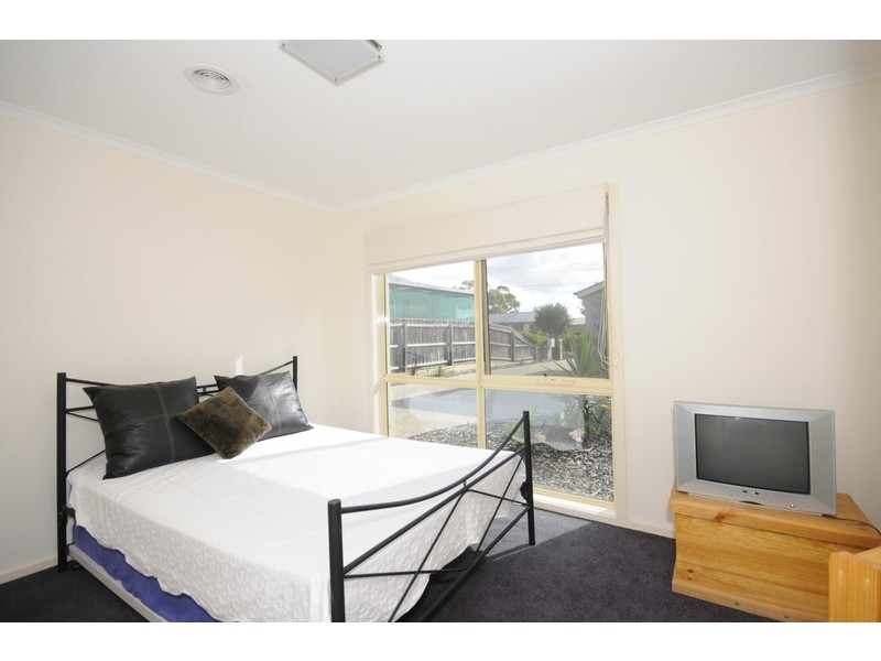 2/38 Maraboora Avenue, Clifton Springs VIC 3222