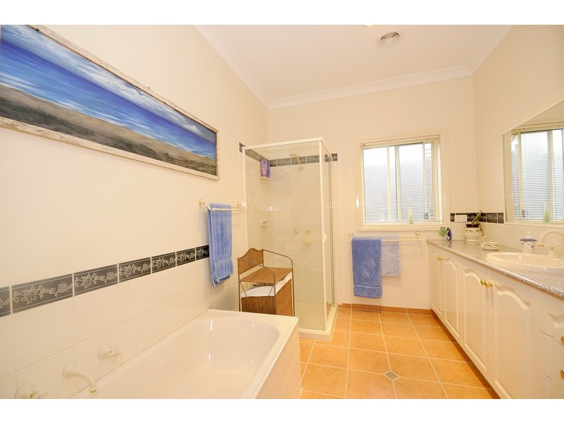 5 Nash Avenue, Drysdale VIC 3222