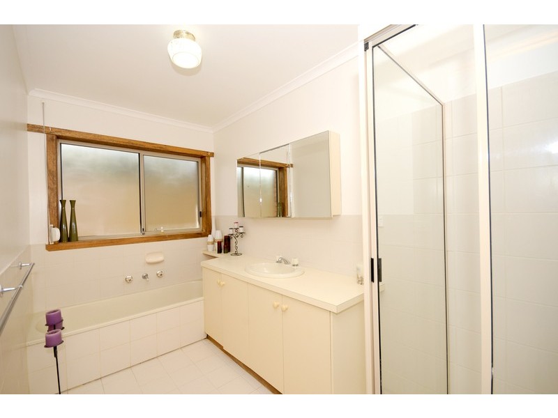 35 Leawarra Way, Clifton Springs VIC 3222
