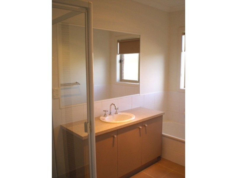 2/10 Barega Place, Clifton Springs VIC 3222