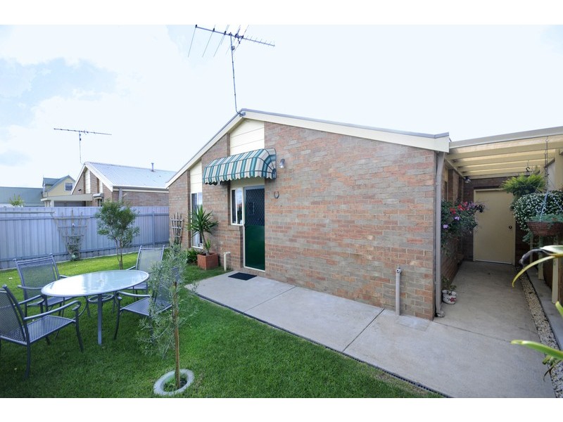 4/33 Collins Street, Drysdale VIC 3222