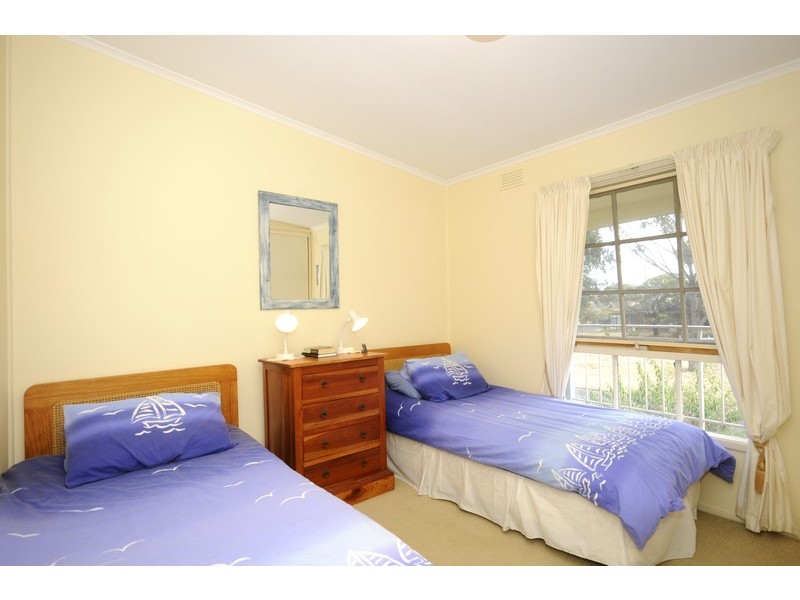 2 Bullimah Avenue, Clifton Springs VIC 3222