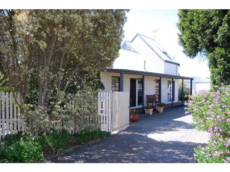121 Beacon Point Road, Clifton Springs VIC 3222