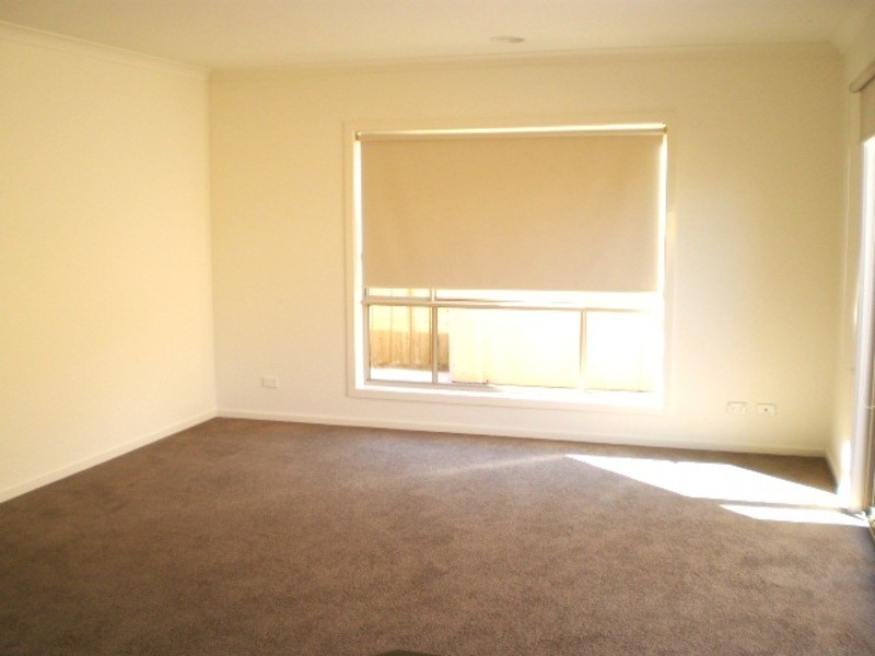 2/28  Carolanne Drive, Drysdale VIC 3222