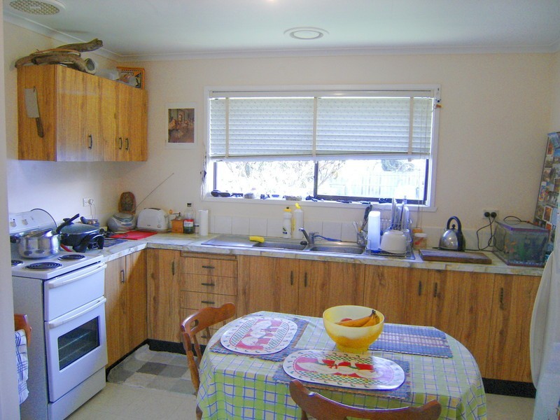 42 Mouchmore Avenue, St Leonards VIC 3223