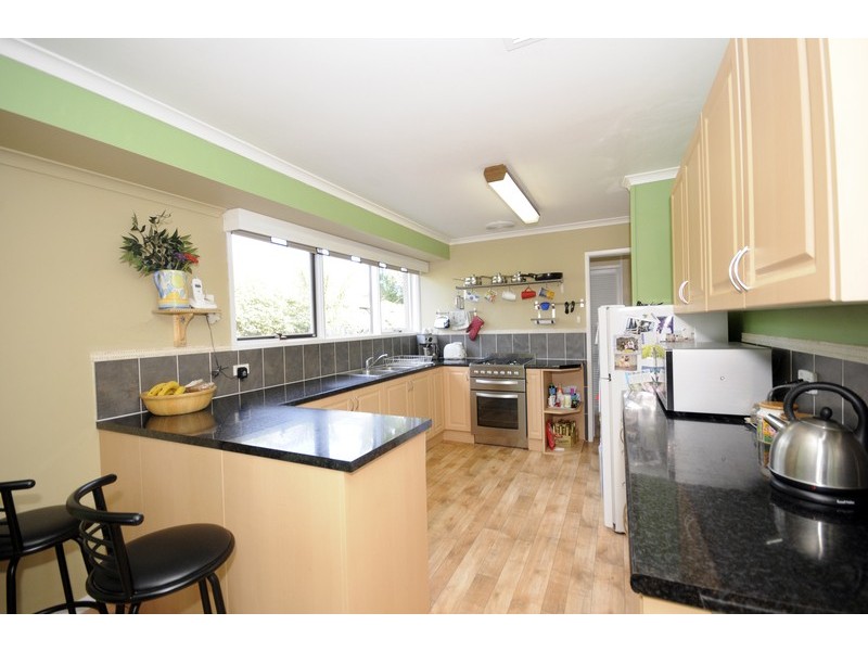 18 Bunganowee Drive, Clifton Springs VIC 3222