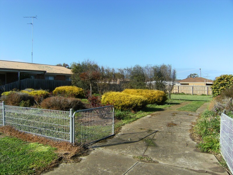 8 Kimberley Avenue, Drysdale VIC 3222
