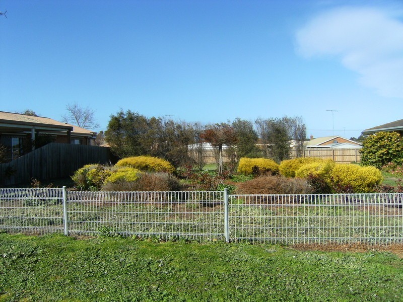 8 Kimberley Avenue, Drysdale VIC 3222