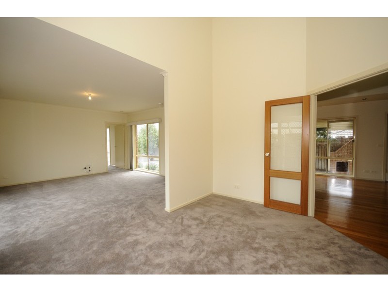27 Heytesbury Drive, Leopold VIC 3224