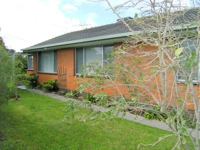 28 Bullimah Avenue, Clifton Springs VIC 3222