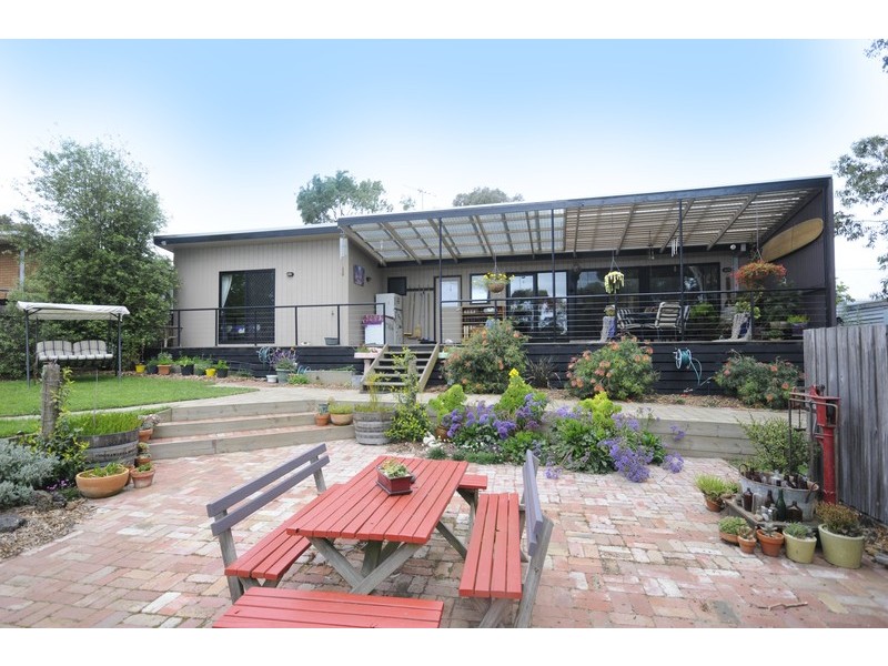 19 Deburgh Road, Drysdale VIC 3222