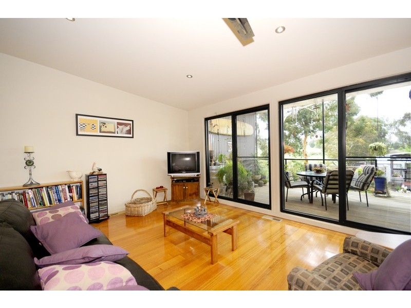 19 Deburgh Road, Drysdale VIC 3222