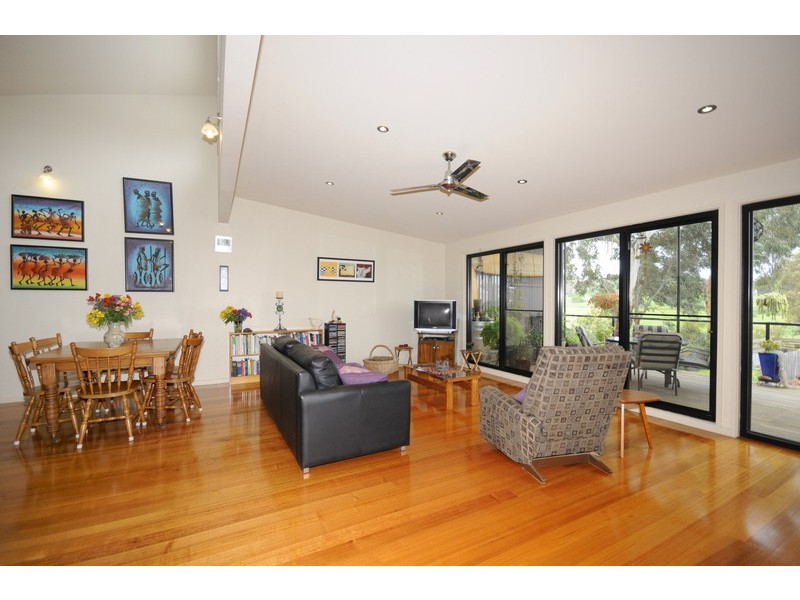 19 Deburgh Road, Drysdale VIC 3222