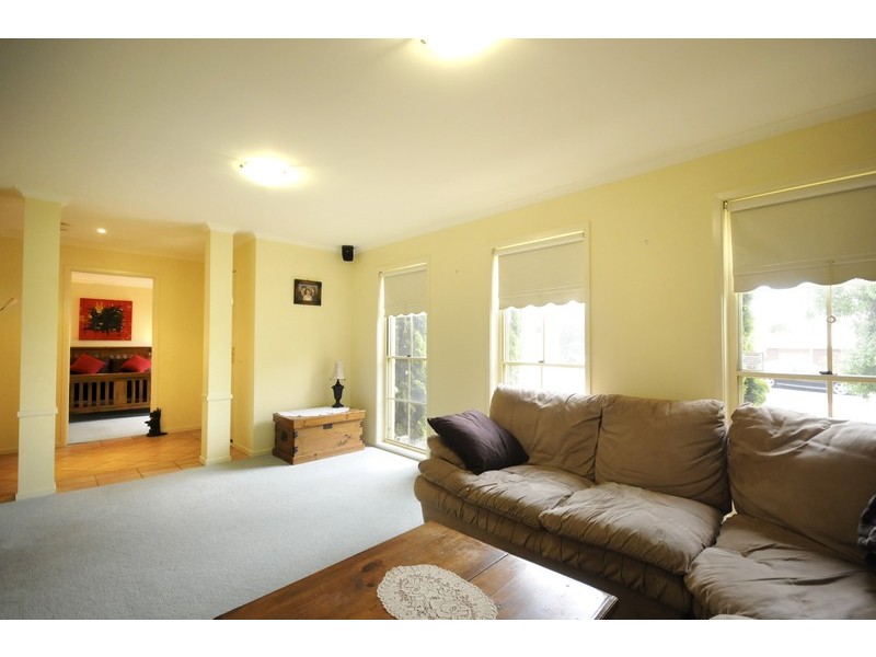 10 Eastwood Crescent, Drysdale VIC 3222