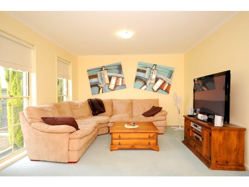 10 Eastwood Crescent, Drysdale VIC 3222