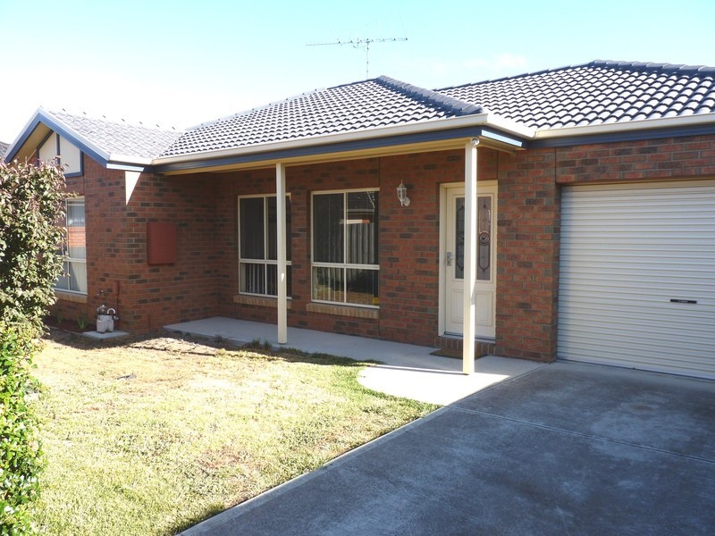 2/45 Curtin Street, Bell Park VIC 3215