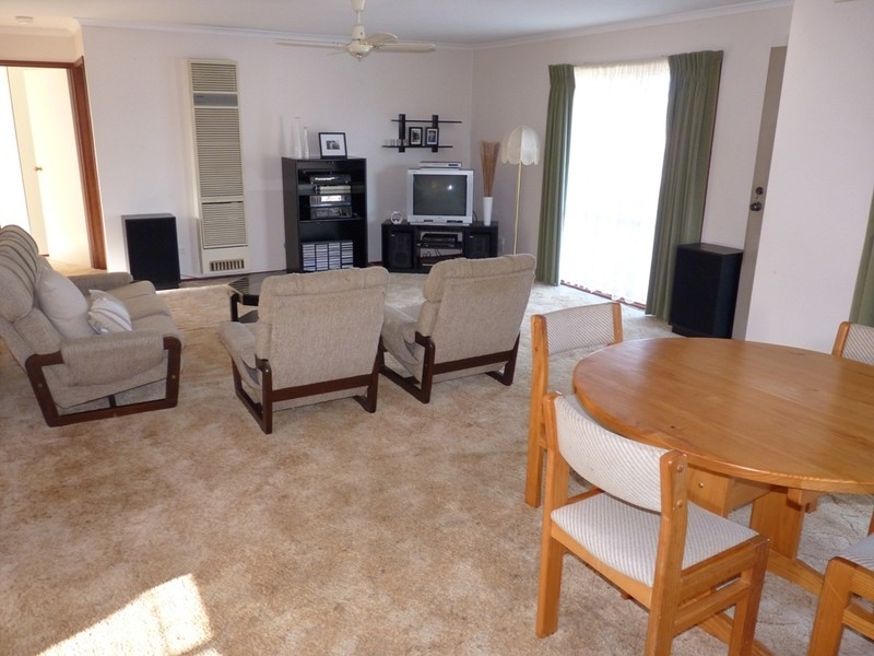 2/5 Bay Shore Avenue, Clifton Springs VIC 3222