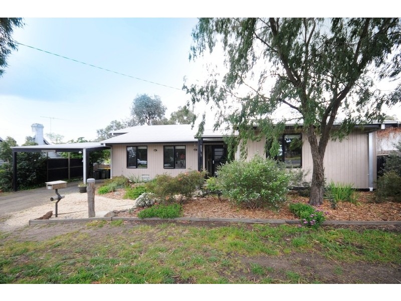19 Deburgh Road, Drysdale VIC 3222