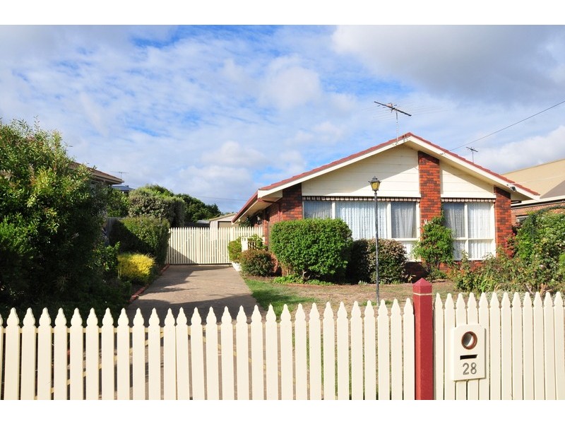 28 Yarramundi Drive, Clifton Springs VIC 3222