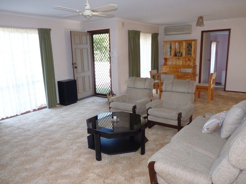 2/5 Bayshore Avenue, Clifton Springs VIC 3222