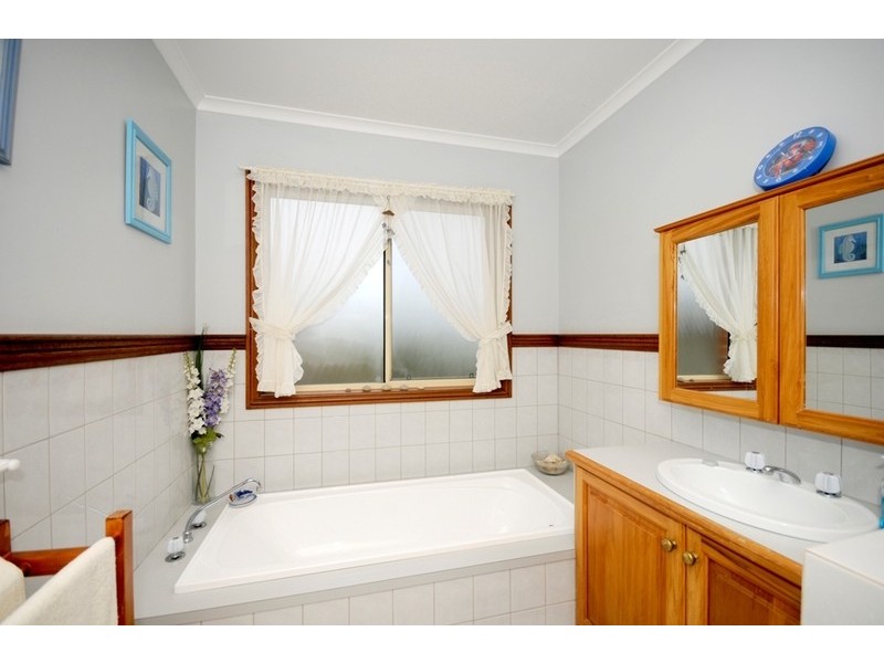 6 Wardoo Court, Clifton Springs VIC 3222