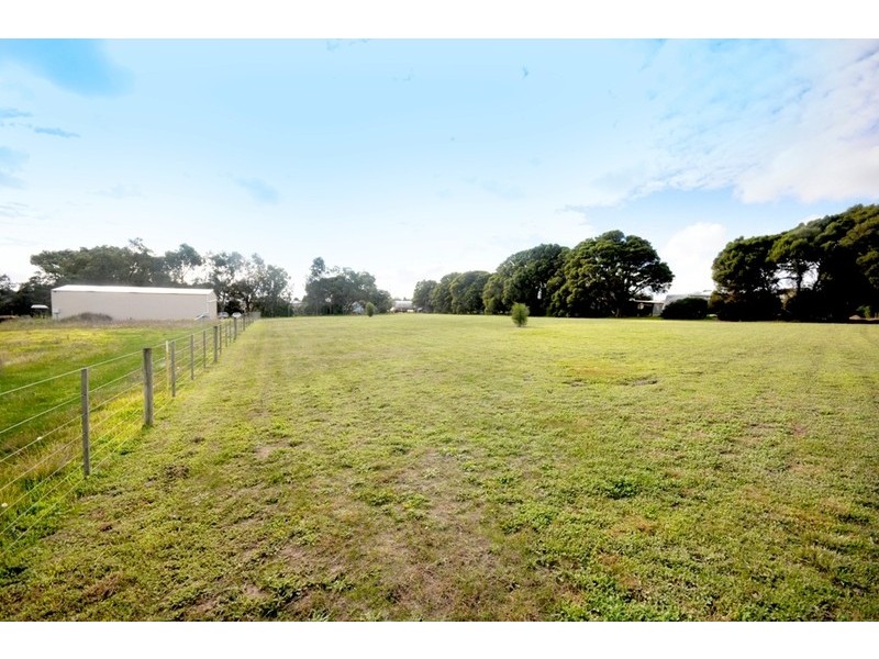 20 Bridge Street, Drysdale VIC 3222