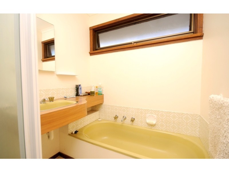 14 Parrakoola Drive, Clifton Springs VIC 3222