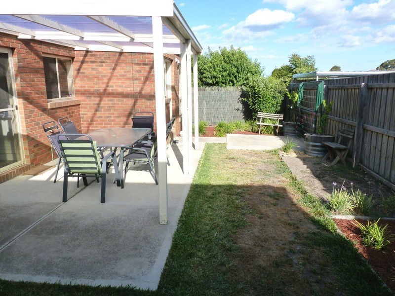 2/45 Curtin Street, Bell Park VIC 3215