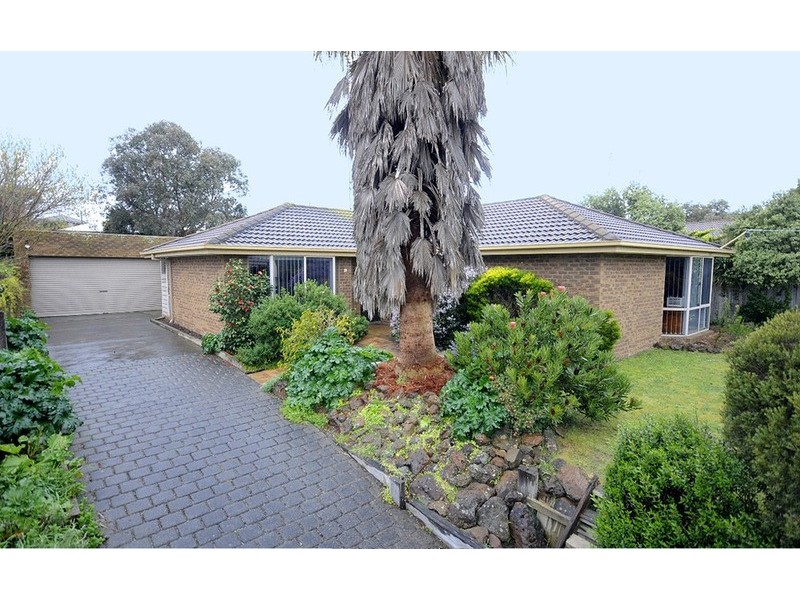 48 Bay Shore Avenue, Clifton Springs VIC 3222