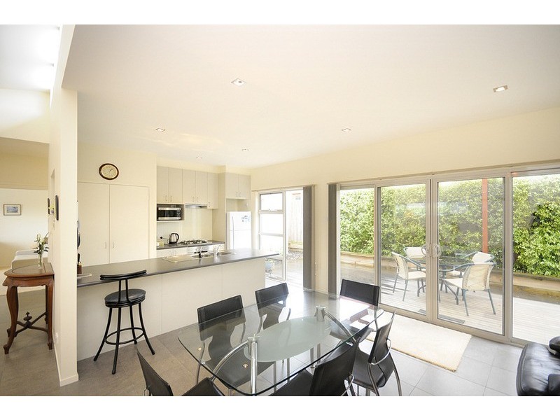 2/10 Marsh Court, Drysdale VIC 3222