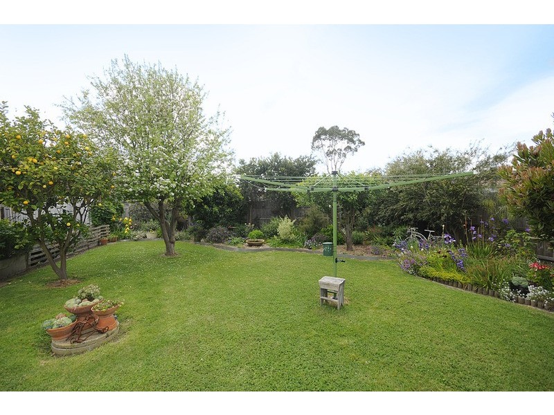 35 Yarramundi Drive, Clifton Springs VIC 3222